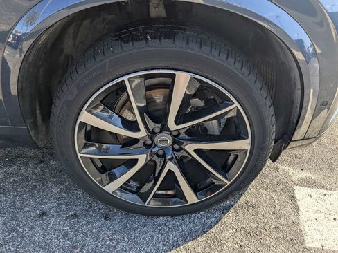 Used 2019 Volvo XC90 T6 Momentum w/ Advanced Package AWD/4WD image 11