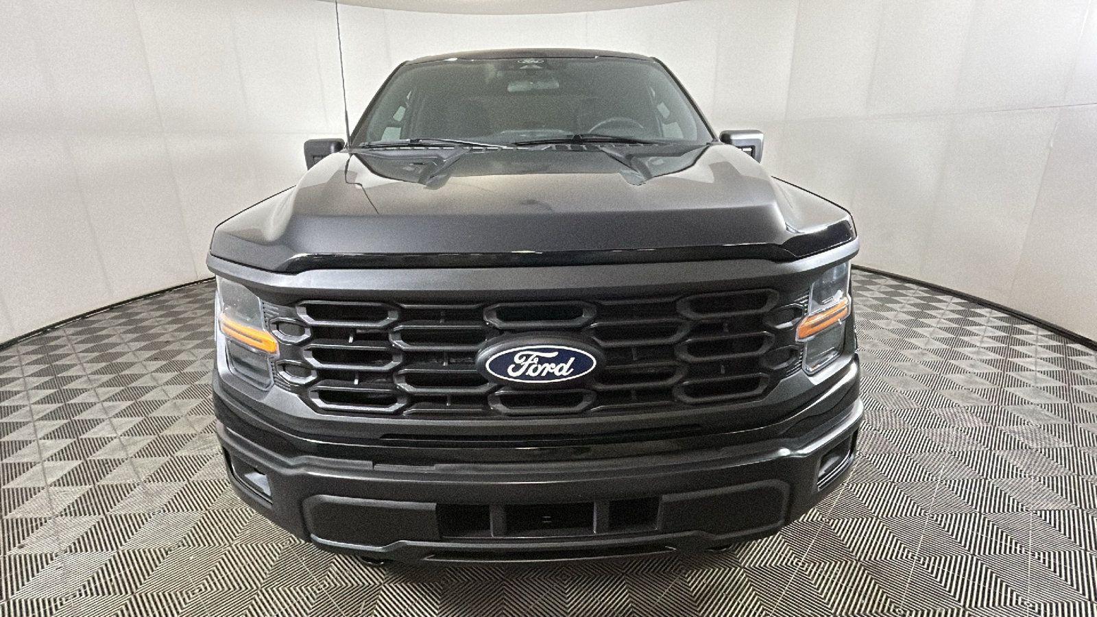 Used 2024 Ford F150 STX w/ Equipment Group 201A FX4 AWD/4WD image 8