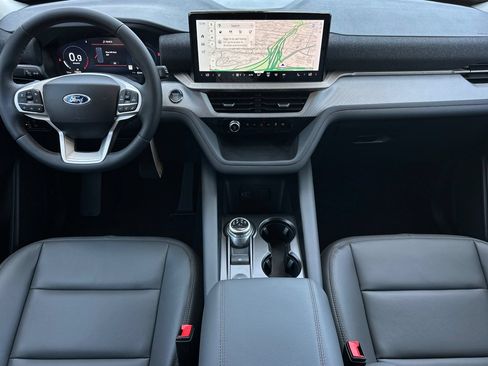 New 2026 Ford Explorer Active w/ Active Comfort Package RWD image 12