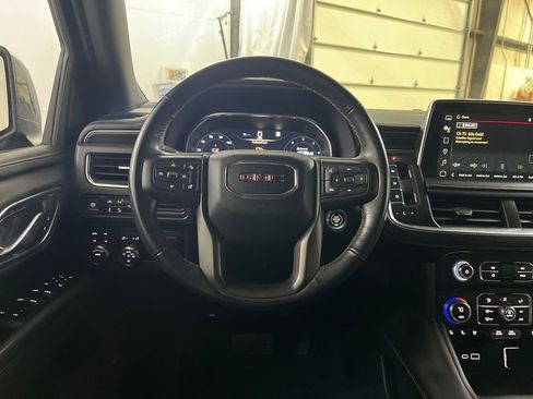 Used 2022 GMC Yukon AT4 image 29