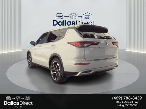 Used 2023 Mitsubishi Outlander SE image 9