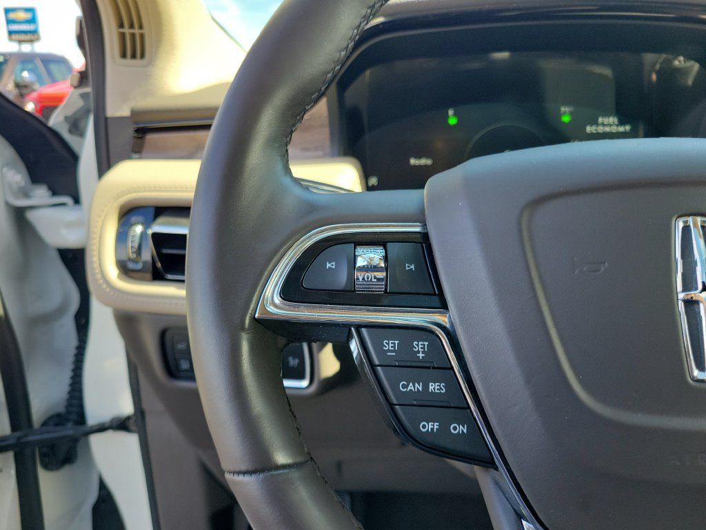 Certified 2023 Lincoln Nautilus Reserve AWD/4WD image 24