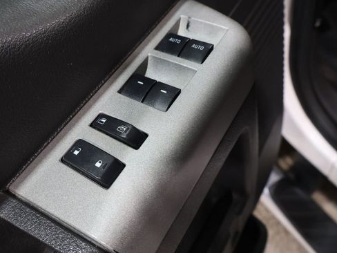 Used 2014 Ford F350 Lariat image 14