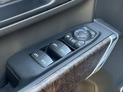 Used 2023 GMC Sierra 3500 Denali w/ Denali Ultimate Package image 26