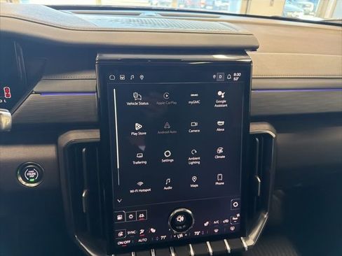 Used 2025 GMC Acadia AT4 w/ LPO, Floor Liner Package AWD/4WD image 29