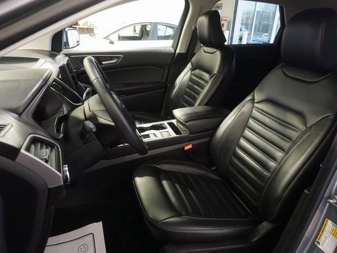 Used 2023 Ford Edge SEL image 17