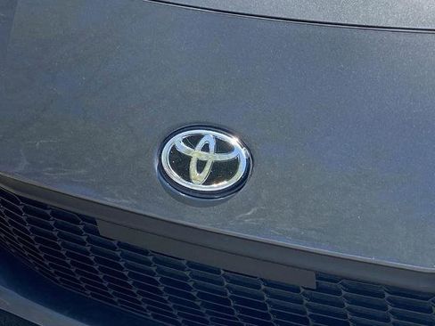 Used 2022 Toyota GR86 RWD image 25