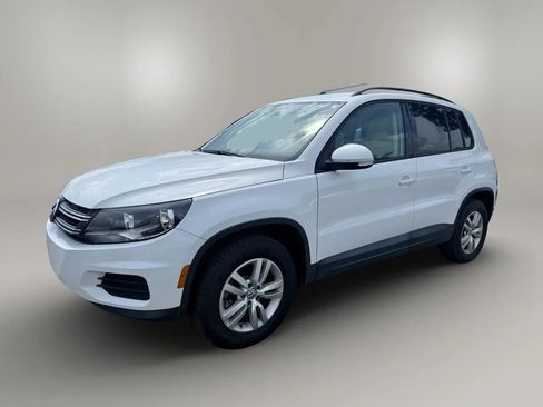 Used 2017 Volkswagen Tiguan S FWD image 6