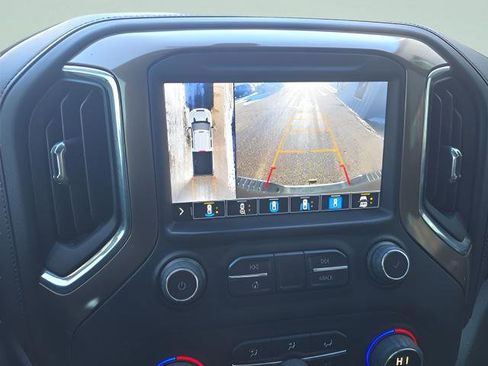 Used 2022 Chevrolet Silverado 2500 High Country w/ Z71 Off-Road Package image 47