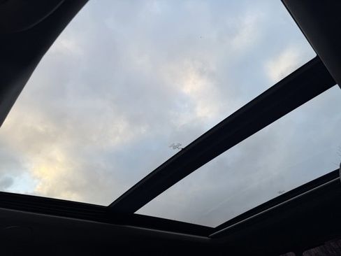 Used 2022 Ford F150 Limited image 37