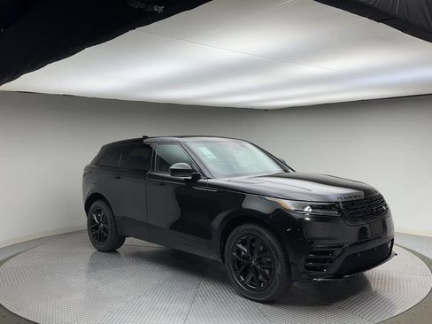Certified 2024 Land Rover Range Rover Velar Dynamic SE AWD/4WD image 2