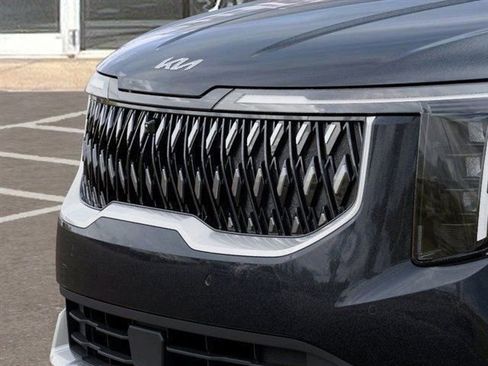 New 2026 Kia Carnival LX FWD image 12