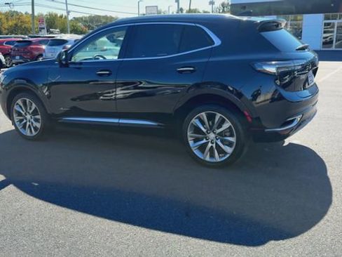 Certified 2021 Buick Envision Avenir w/ Technology Package II image 6