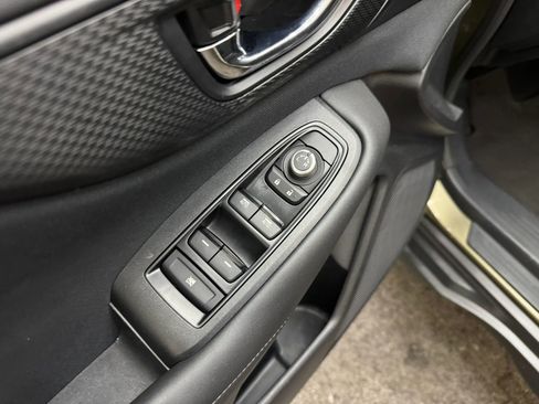 Used 2022 Subaru Outback Premium image 12