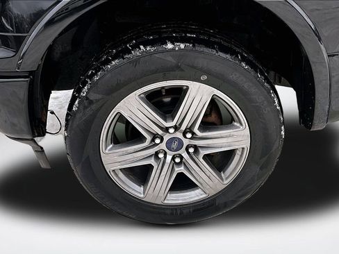 Used 2018 Ford F150 Lariat w/ Equipment Group 502A Luxury image 32