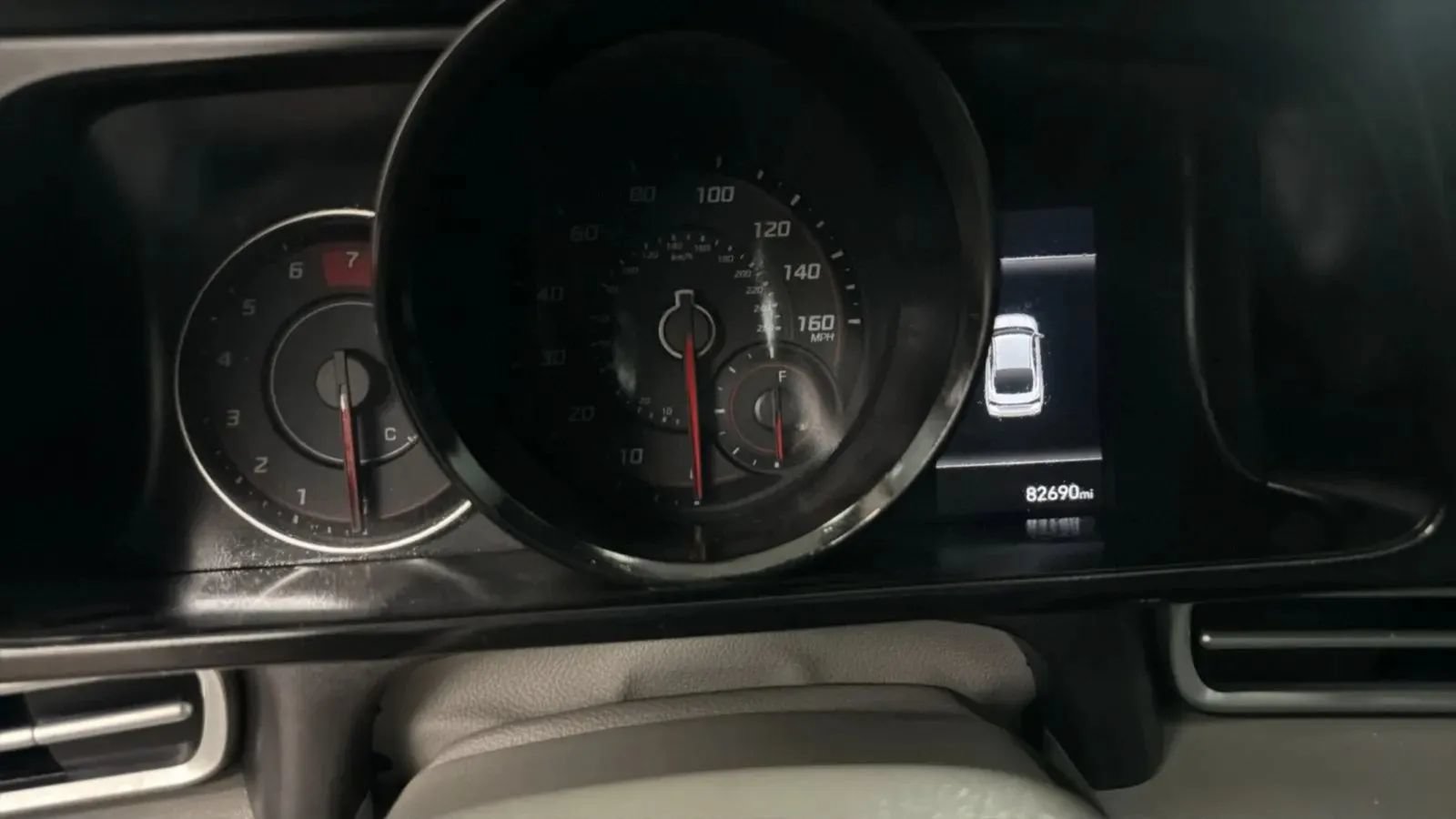 Used 2023 Hyundai Elantra SE FWD image 12