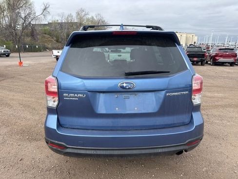 Used 2018 Subaru Forester 2.5i Touring image 4