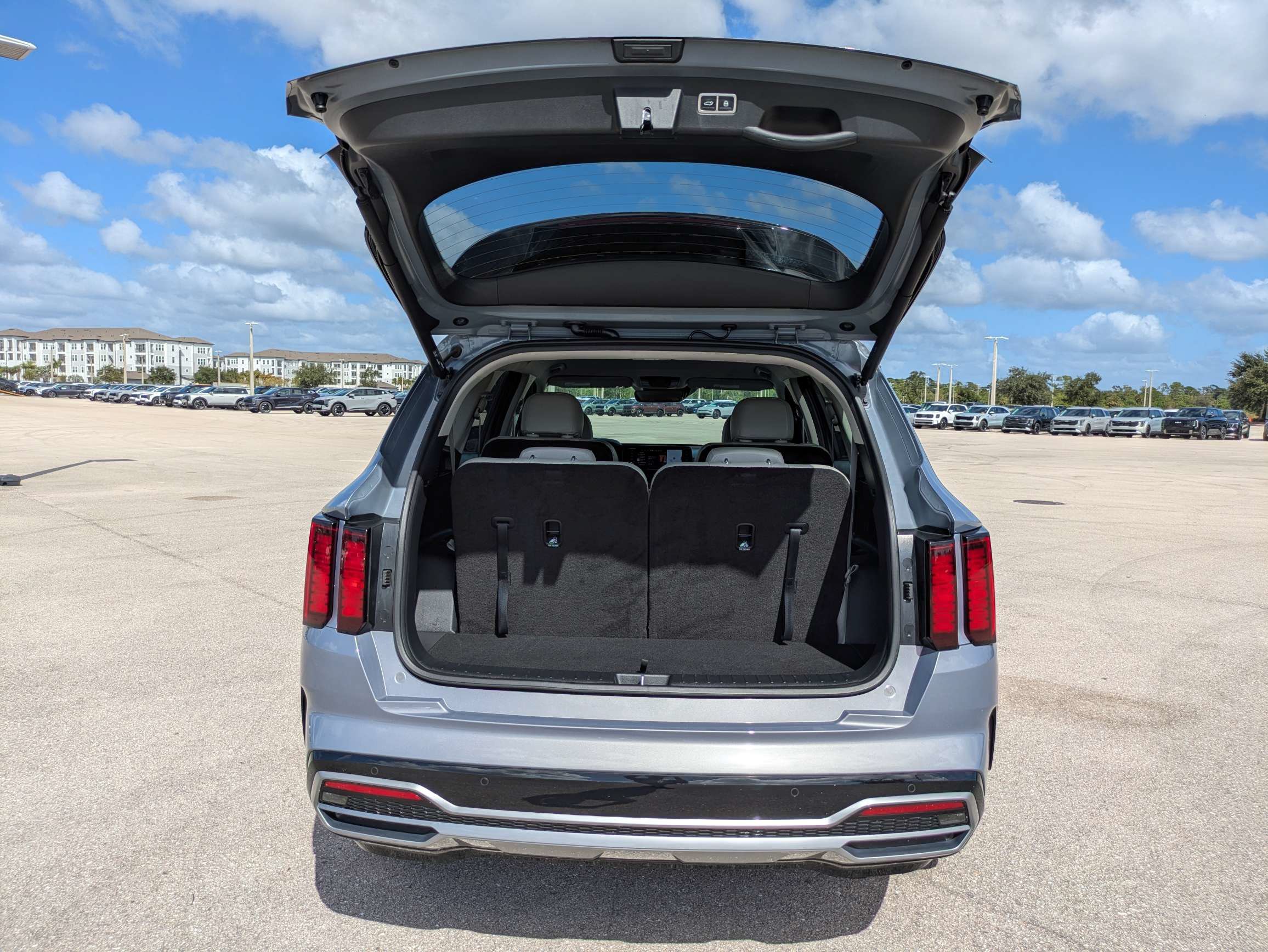 Certified 2023 Kia Sorento EX FWD image 32