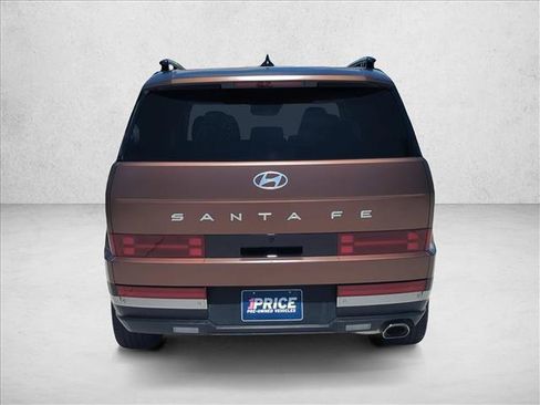 Used 2025 Hyundai Santa Fe Limited FWD image 6