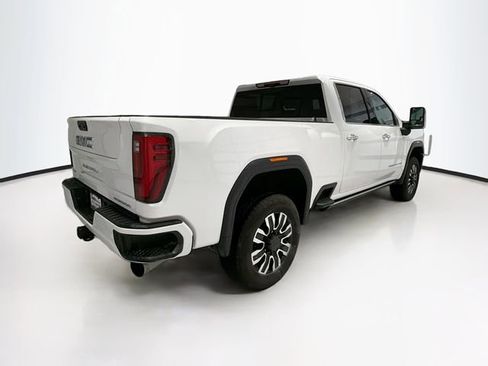 Certified 2024 GMC Sierra 2500 Denali Ultimate w/ Max Trailering Package image 7