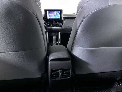 Used 2025 Toyota Corolla Cross AWD Hybrid image 22