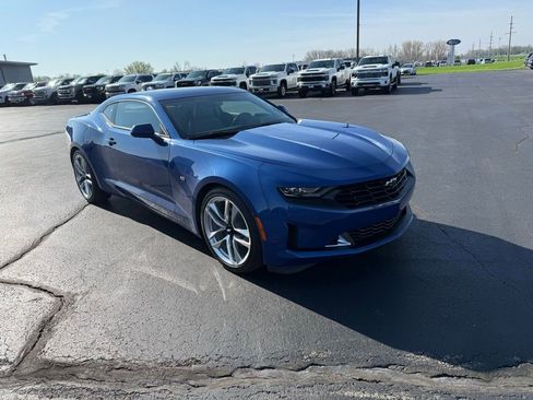 Used 2022 Chevrolet Camaro LT w/ RS Package image 7