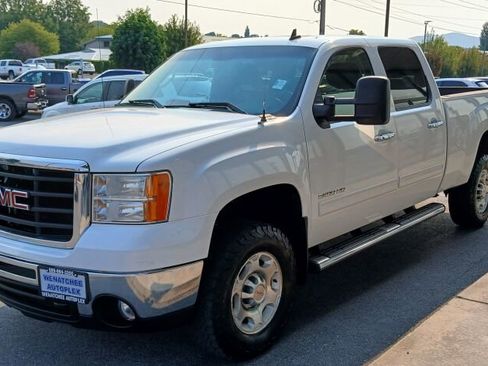 Used 2010 GMC Sierra 2500 SLT image 4