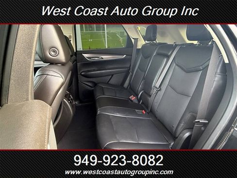 Used 2017 Cadillac XT5 Luxury w/ Driver Awareness Package FWD image 14