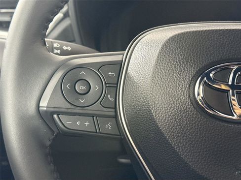 Certified 2026 Toyota Corolla Cross SE image 17