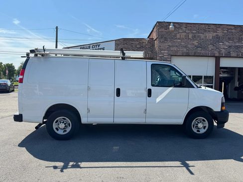 Used 2020 Chevrolet Express 2500 w/ Safety Package RWD image 17