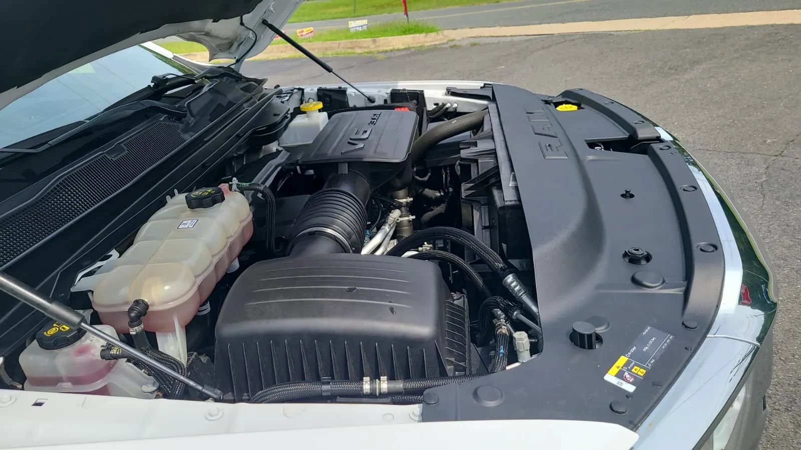 Used 2021 RAM 1500 Big Horn AWD/4WD image 10