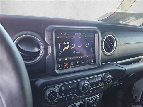 Used 2021 Jeep Wrangler Unlimited Sahara w/ Cold Weather Group AWD/4WD image 12