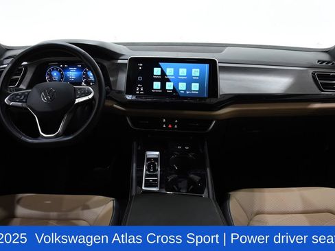 Used 2025 Volkswagen Atlas Cross Sport SE FWD image 8