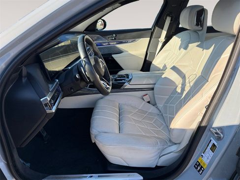 Certified 2023 BMW 760i xDrive w/ Luxury Rear Seating Package image 2