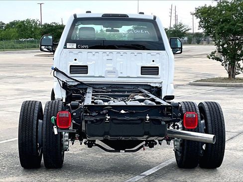 New 2025 Ford F450 XL image 4