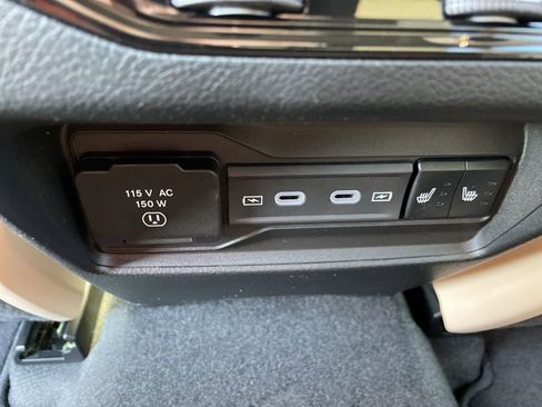 New 2026 Jeep Grand Cherokee Limited AWD/4WD image 18