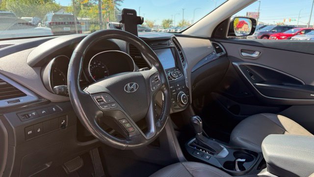 Used 2014 Hyundai Santa Fe Sport 2.0T w/ Technology Package 05 FWD image 12