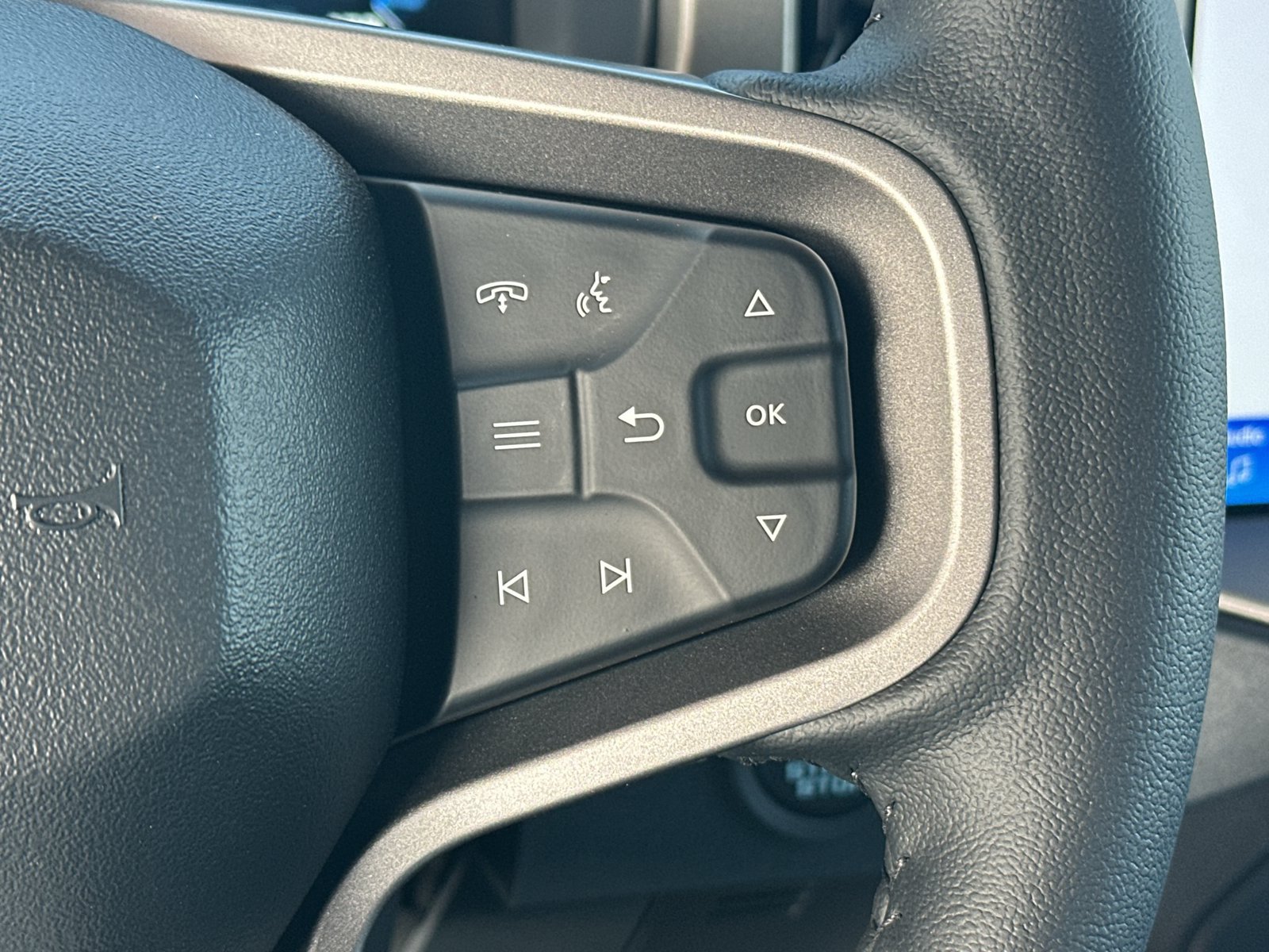 New 2026 Ford Bronco Outer Banks AWD/4WD image 18