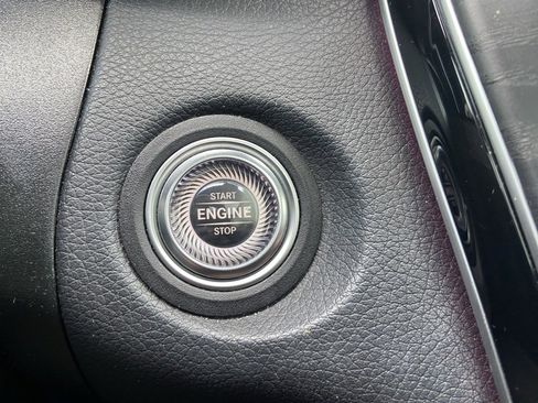 Used 2022 Mercedes-Benz GLC 43 AMG 4MATIC image 24