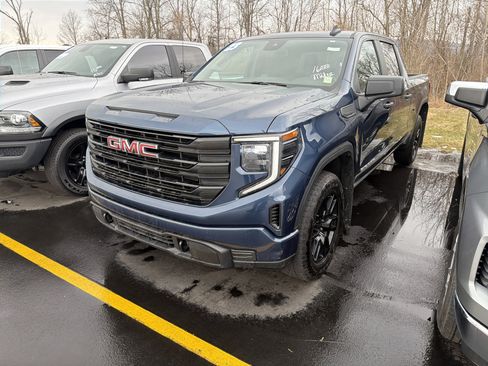 Used 2023 GMC Sierra 1500 Pro w/ Graphite Edition image 7