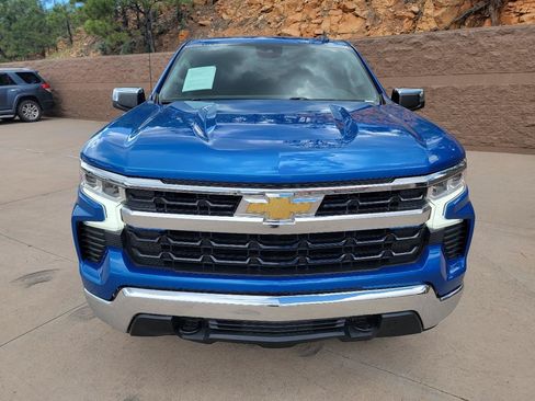 Used 2022 Chevrolet Silverado 1500 LT w/ Protection Package AWD/4WD image 2