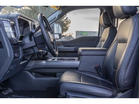 Used 2025 Ford F350 Lariat image 16