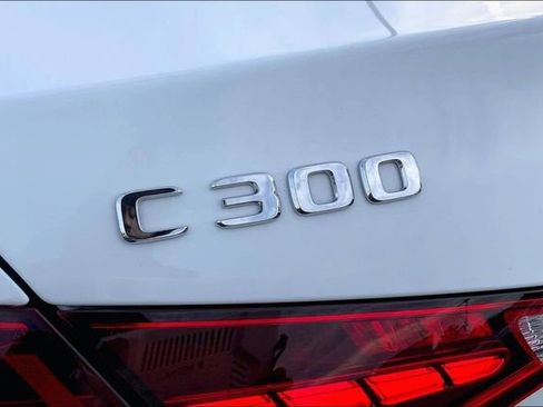 Used 2025 Mercedes-Benz C 300 4MATIC Sedan image 8