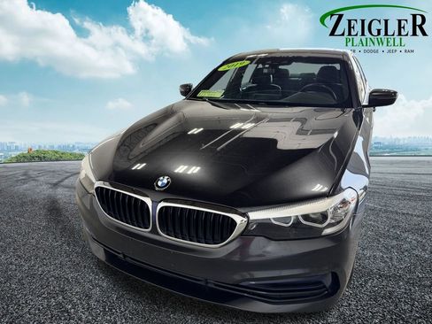 Used 2019 BMW 540i xDrive w/ Convenience Package AWD/4WD image 9