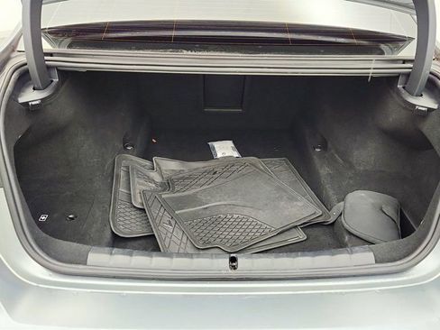 Used 2023 BMW 760i xDrive w/ Executive Package AWD/4WD image 21