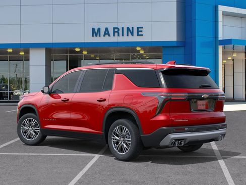 New 2026 Chevrolet Traverse LT w/ Driver Confidence Package FWD image 3