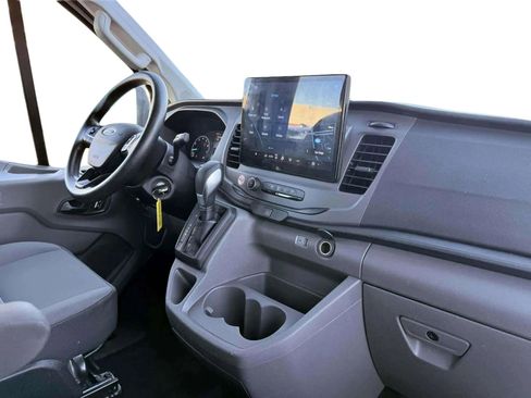 Used 2022 Ford Transit 350 XLT image 11