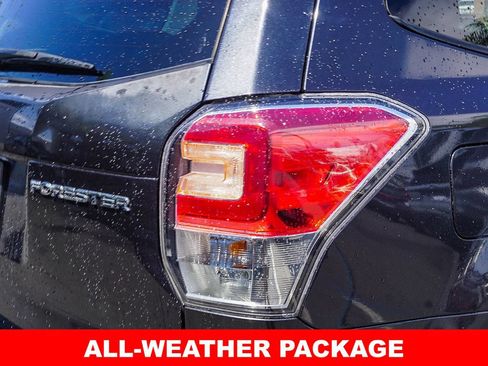 Used 2018 Subaru Forester 2.5i Premium AWD/4WD image 7