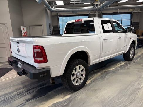 Used 2020 RAM 3500 Laramie image 33