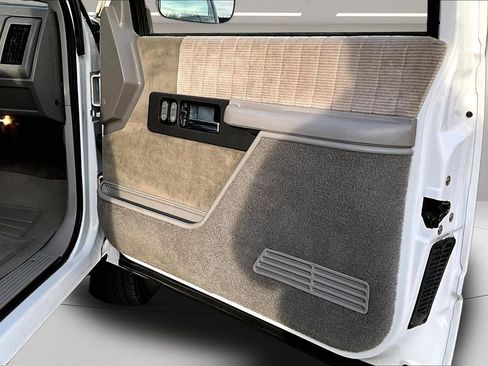 Used 1992 GMC Sierra 1500 4x4 Regular Cab image 19